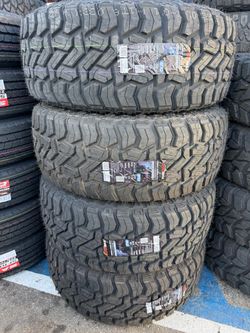 Viper Max Mud Terrain Tires 35x12.50R20 Set of 4