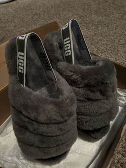 Ugg fluff yeah slides