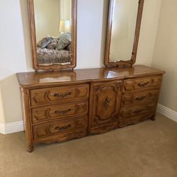 Thomasville French Provincial Dresser & Night Stands 