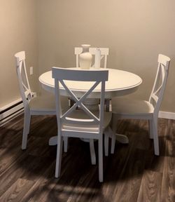 Dinning Table W/ Only 3 Chairs