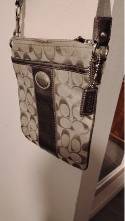 Coach Sutton 43976 Signature Jacquard Swingpack Slim Crossbody