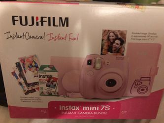 Fujifilm Instax Mini 7S Instant Camera Bundle