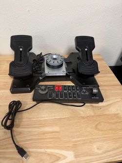 Kit-Logitech G Rudder Pedals, Saitek Switch Panel, Honeycomb Bravo Throttle & Alpha Yoke Flight Sim Bundle