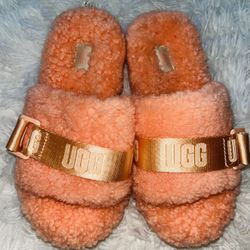 Ugg Fluffita Size 5 Never Used 