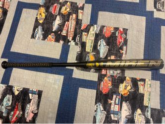 2022 Miken Freak Gold USSSA Men’s softball bat