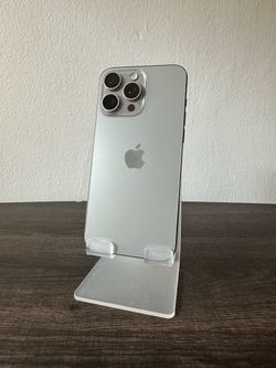 iPhone 15 Pro Max