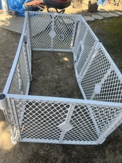 Frisco 6 Panel Convertible Plastic Playpen