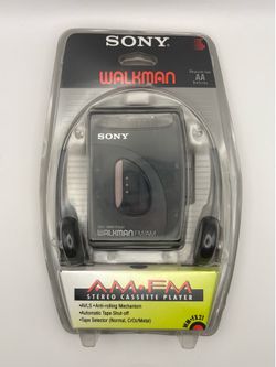 Vintage Sony WM-FX21 https://offerup.com/redirect/?o=V2Fsa21hbi5SYWRpbw== Cassette Player.Factory Sealed