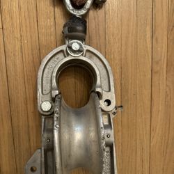 Heavy‑Duty 30 Ton Snatch Block – $99 OBO (Tulsa)