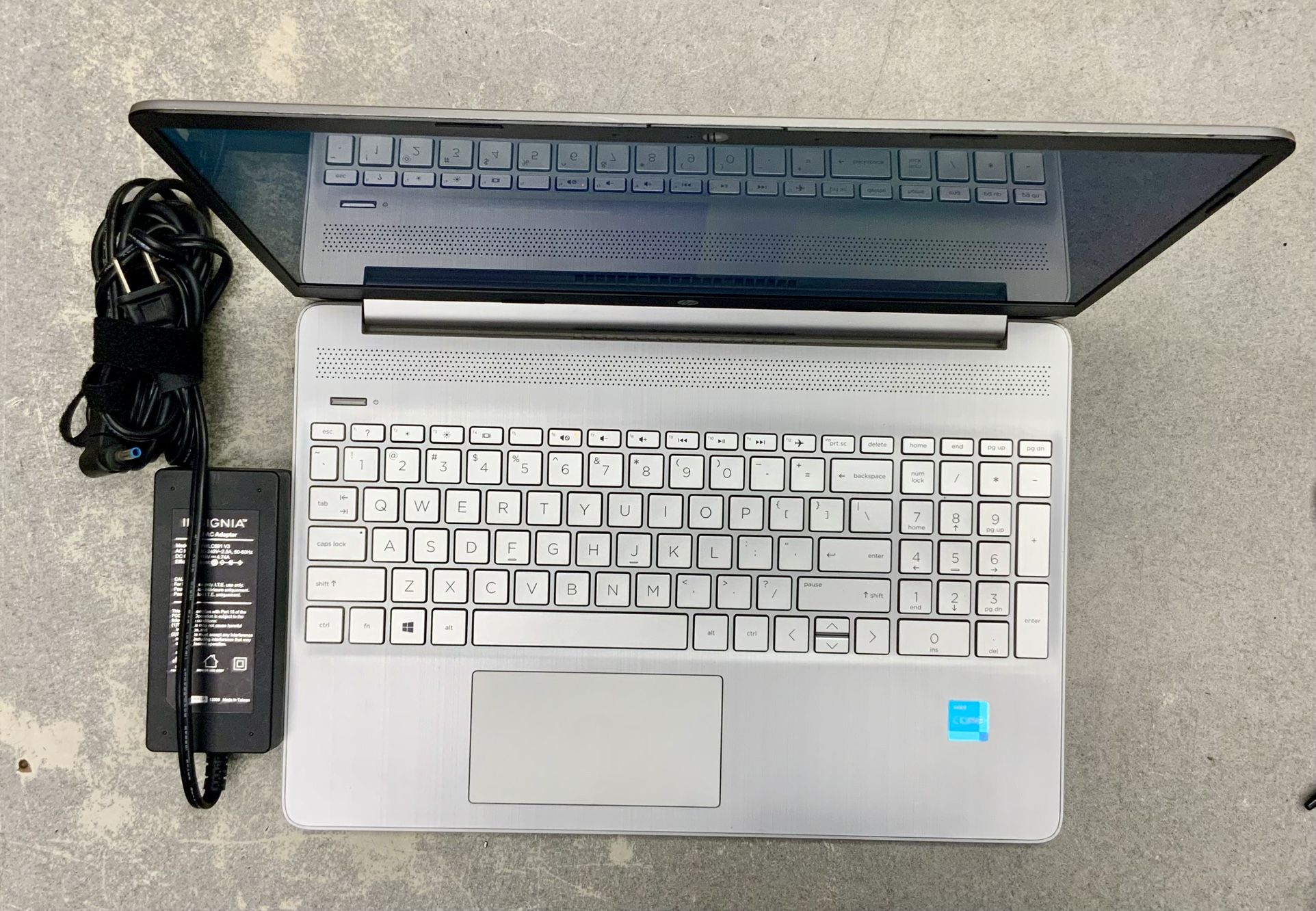 HP 15-day2035sm Touchscreen Laptop Intel Core I3 16 GB RAM 125 memory Storage Notebook Wifi Bluetooth Keyboard Internet USB Mic SD Card HDMI