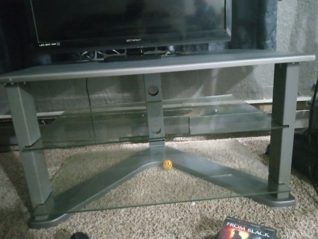 Three Shell Glass Entertainment TV Stand