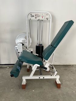 Paramount PL 2000 leg extension