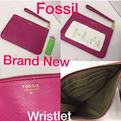 Fossil Wristlet brand new