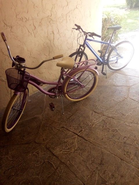 Brand New Mountain Bike And Beach Cruiser Bundle