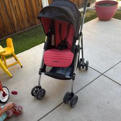  Stroller 