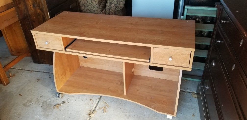 Blonde Wooden Desk ikea