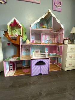 Amazing Doll’s House