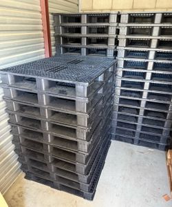 Heavy duty plastic pallet, 40x48 pallet, foundation for a shed