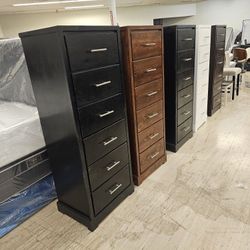 CHEST DRAWER SOLID WOOD SPECIALS FINANCING IS AVAILABLE IS VERY EASY TO QUALIFY NO CREDIT CHECK