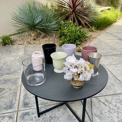 Flower / Plant / Pots / Vases  (8)