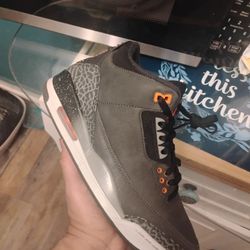 AJ 3 SIZE 9 