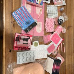 Professional eyelash extension kit w/ Mannequin head and supplies