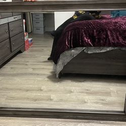  Mirror And Hardware.  Brand New In The Box 