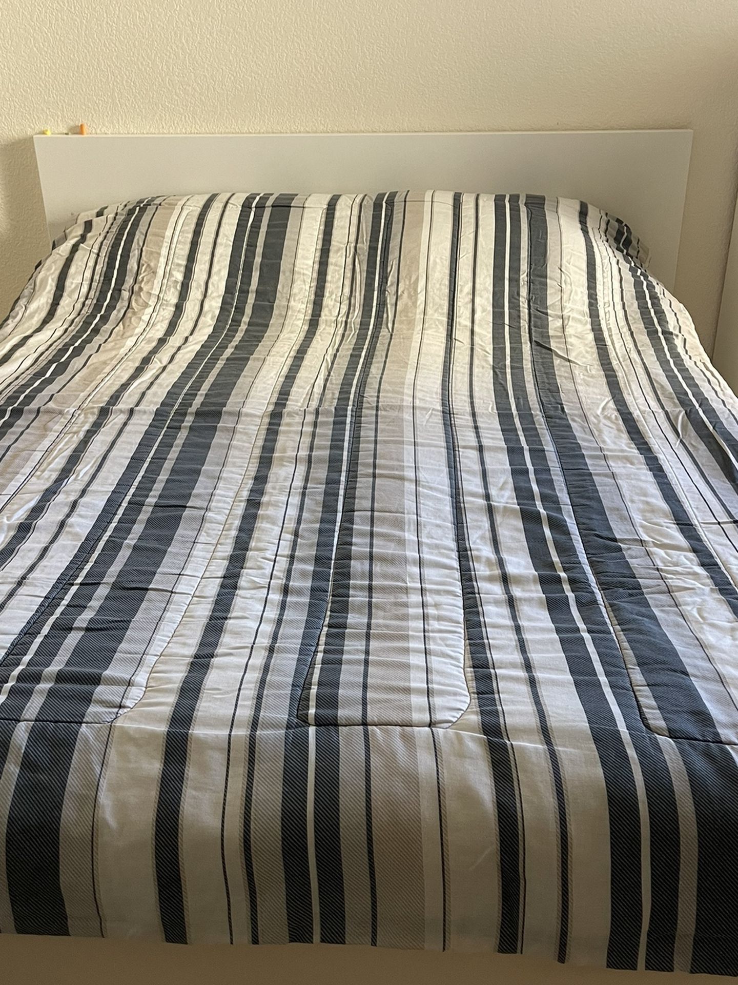 2 Blankets size Twin