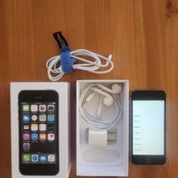 iPhone 5S | 16GB | Mint Condition!