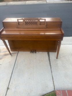 FREE PIANO