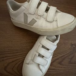 Veja Velcro