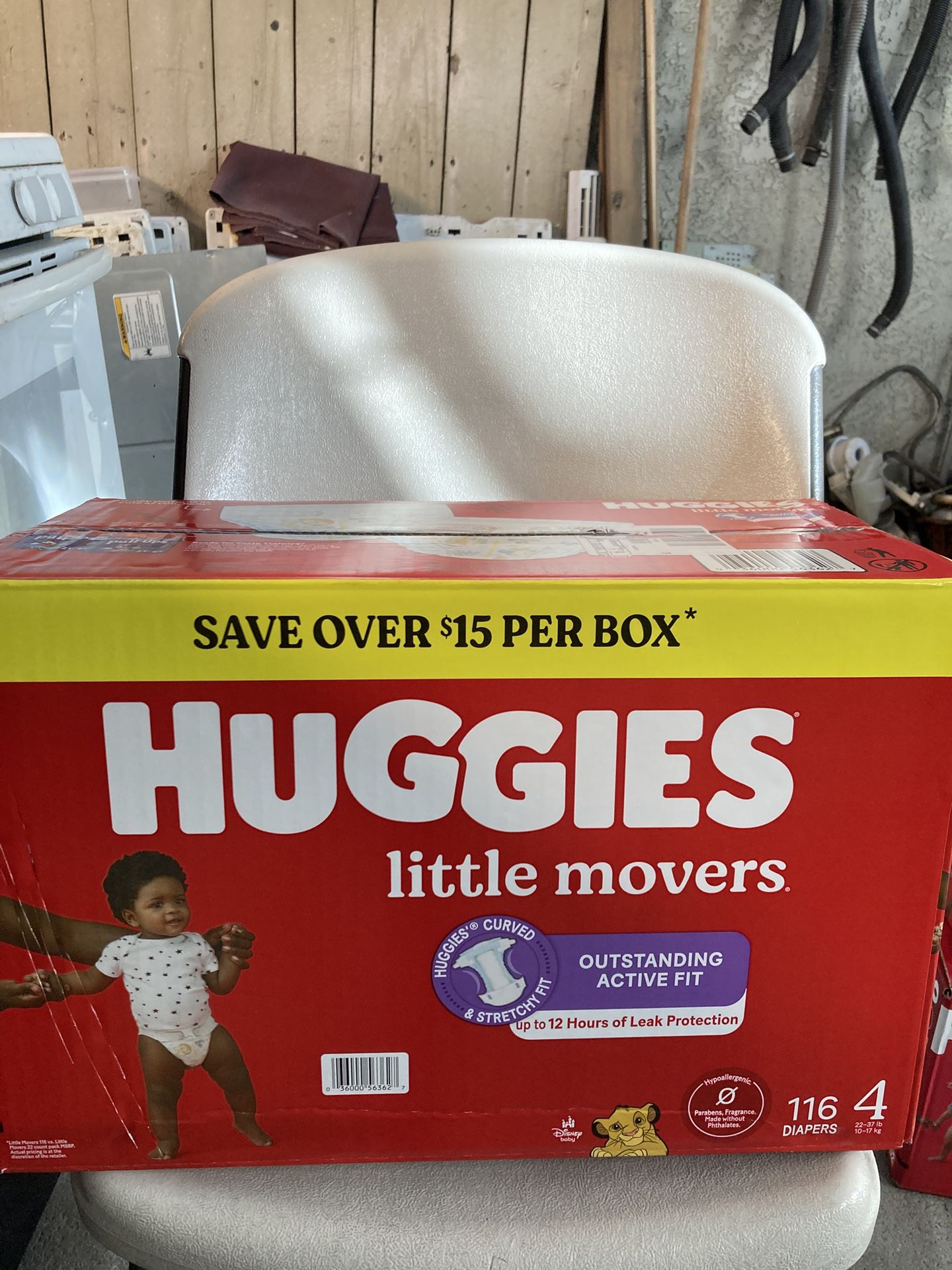 HUGGIES SIZE 4 116 pañales