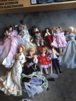 Porcelain Dolls 