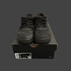 Jordan 4 RM 