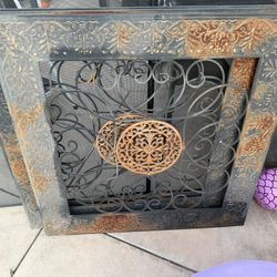Metal Wall Yard Art 