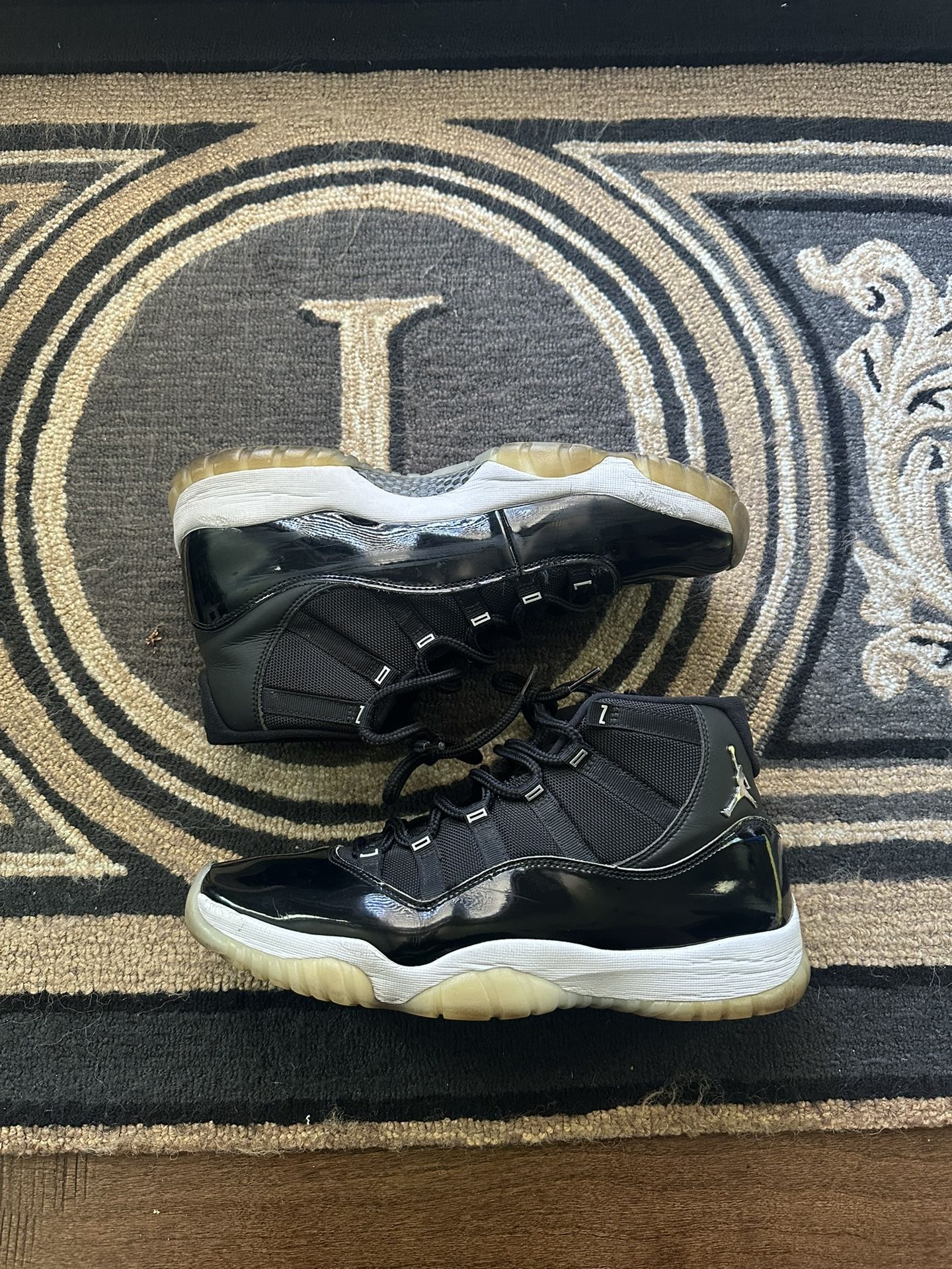 Air Jordan 11 - Jubilee