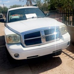 2006 Dodge Dakota 