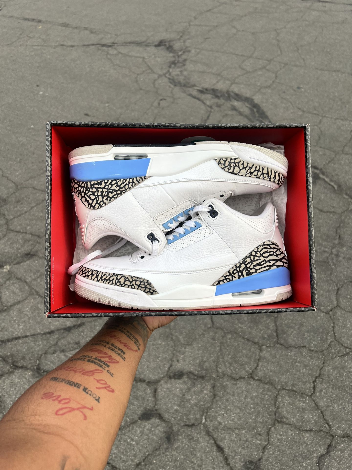 Jordan 3 UNC