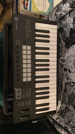 Novation Launchkey 37 MIDI Keyboard Controller