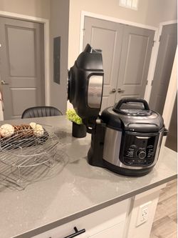 10 in 1 pressure cooker