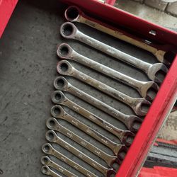 12pc Metric Ratcheting Wrenches