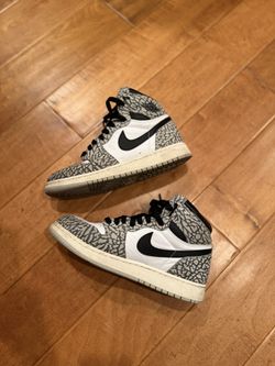 Nike Air Basketball Leather Shoes Youth Size 6 Y 