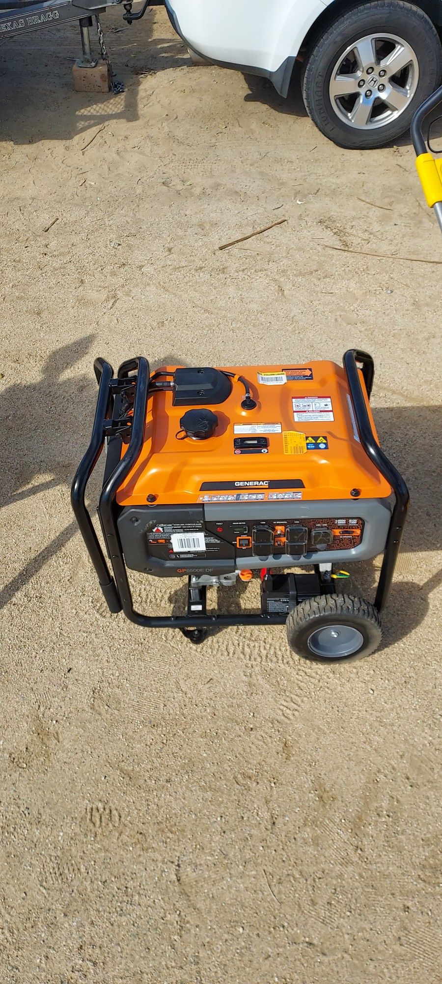 Generac
8125/6500-Watt Dual Fuel
Portable Generator, Easy-To-
Use Electric Start