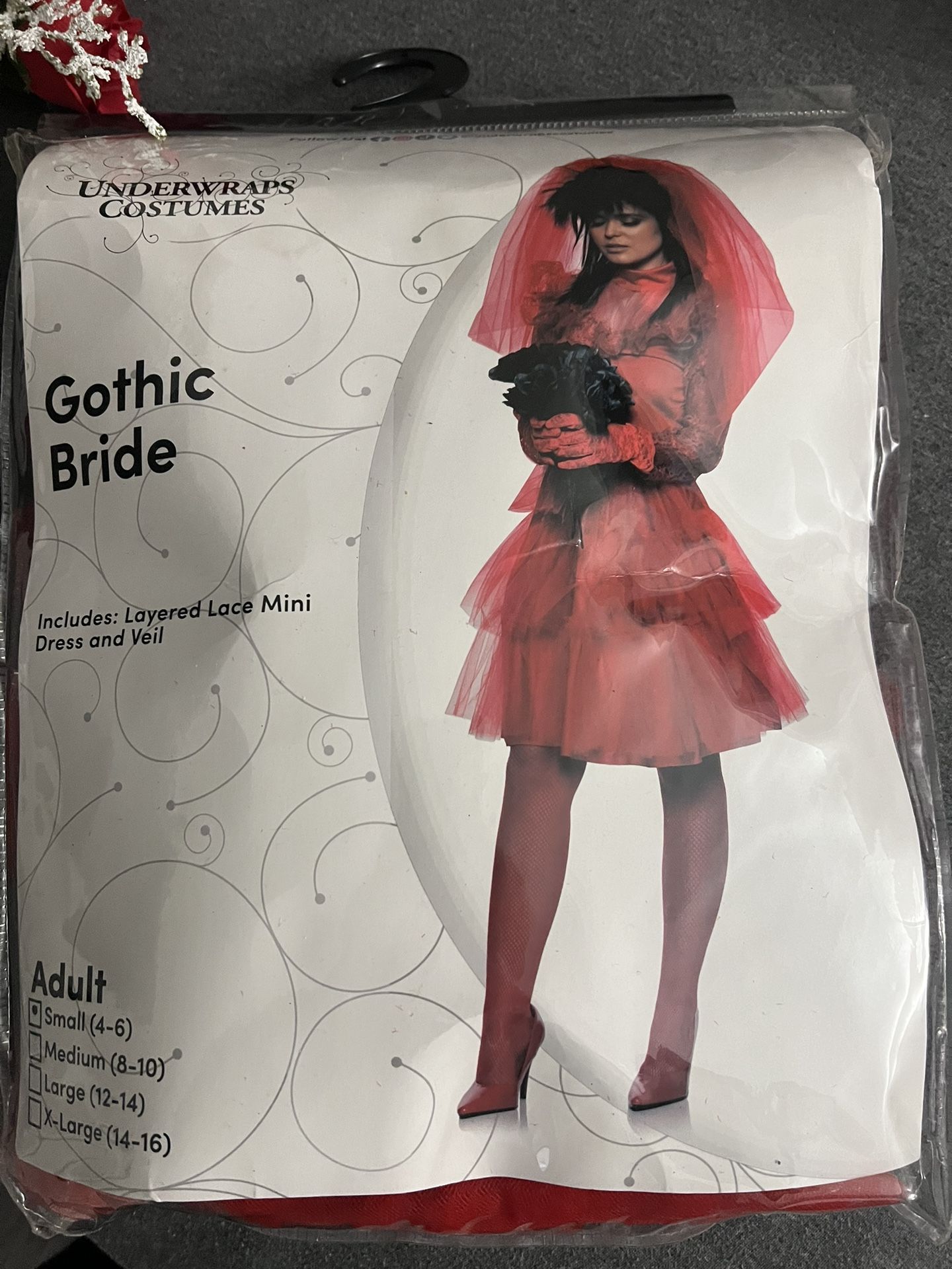 Lydia Costume. Size Small But Runs Like A Medium. I’ll Throw In The Flower Bouquet. In Excellent Condition