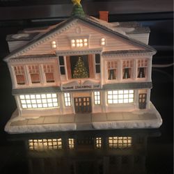 1993 Norman Rockwell’s Studio