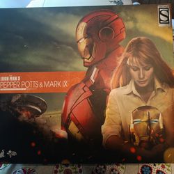 Iron Man 3 Pepper Potts & Mark IX