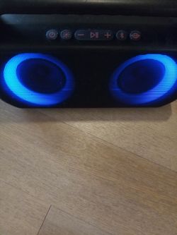 ION UBER BOOM ULTRA PORTABLE BLUETOOTH STEREO (BOOM BOX)
