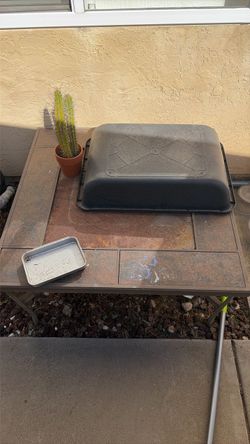 Free outdoor table