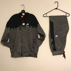 Brand New Nike Jogger Suit