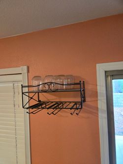 Wine Glasses And Bottle Display Rack